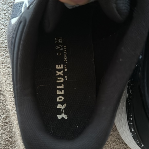 Under Armour charged escape sneakers 👟 - Picture 4 of 10